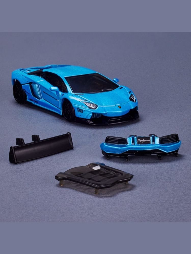 EXCLUSIVE Hotwheels RLC LBWK Lamborghini Aventador LP 700-4 With Hotwheels Protector