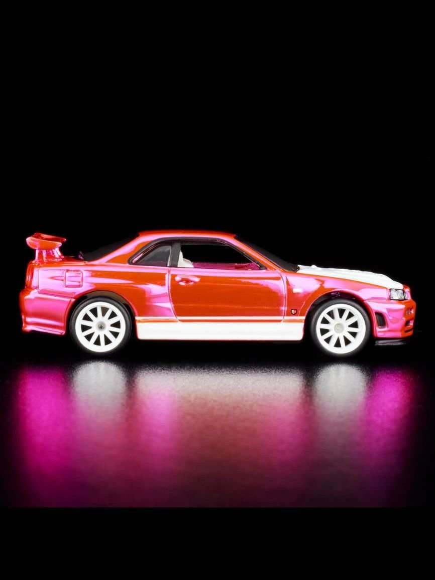 Exclusive Hotwheels RLC Pink Editions Nissan Skyline GT-R (bnr34)