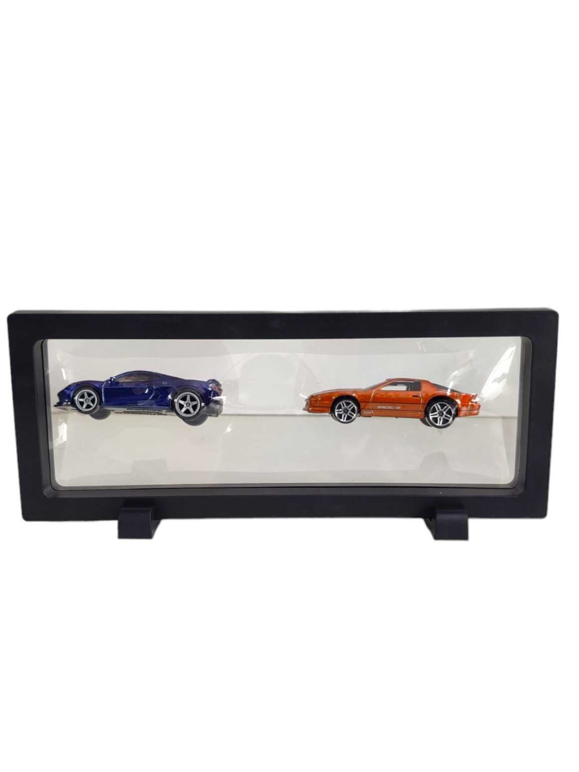 EXCLUSIVE Display seal Case with stand Hold 3 cars (Car not Include)