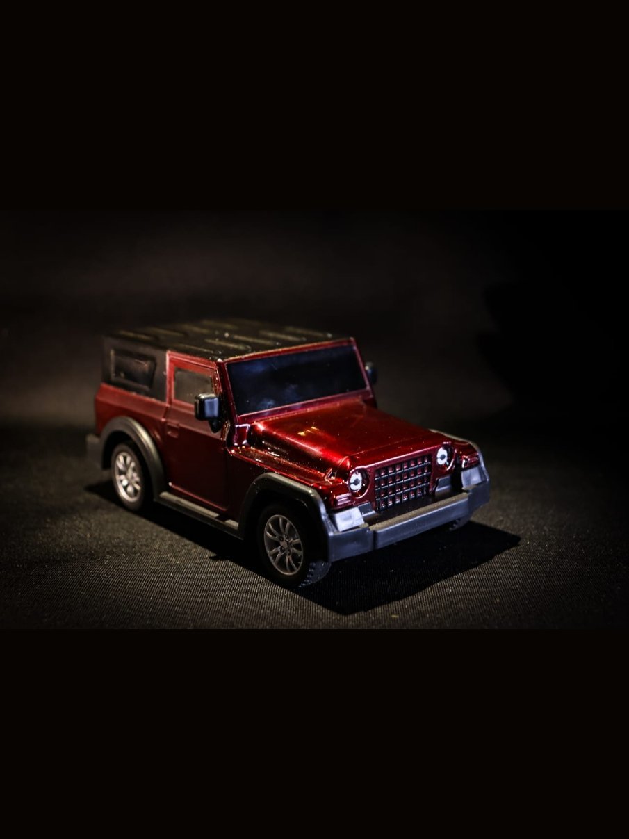 EXCLUSIVE thar Scale 1:32 cherry Red