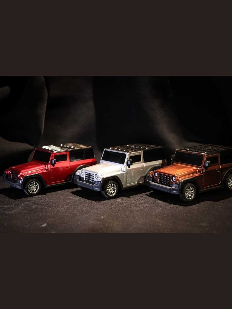 EXCLUSIVE thar Scale 1:32 cherry Red