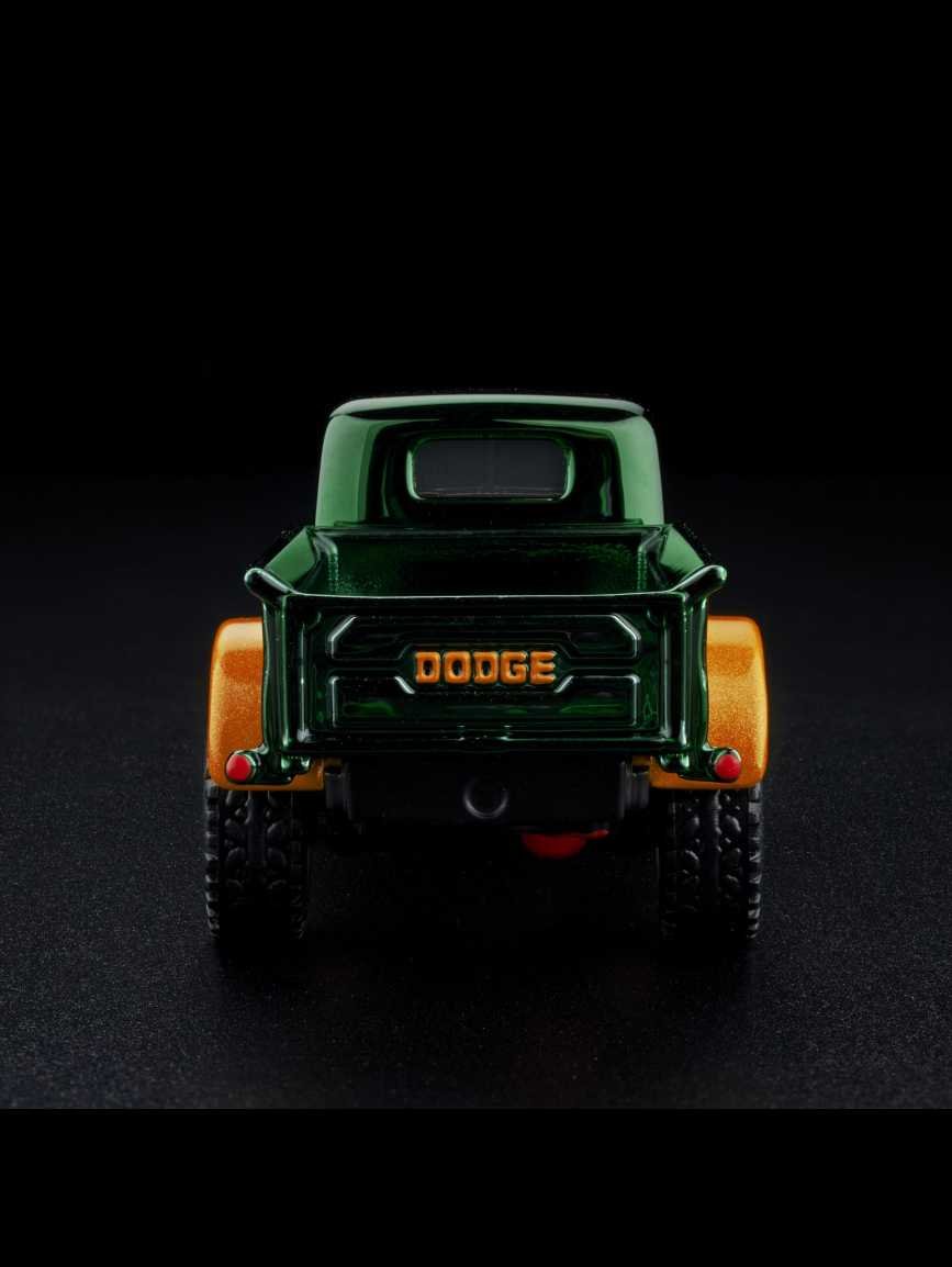 EXCUSIVE Hotwheels RLC 1952 Dodge Power-Wagon