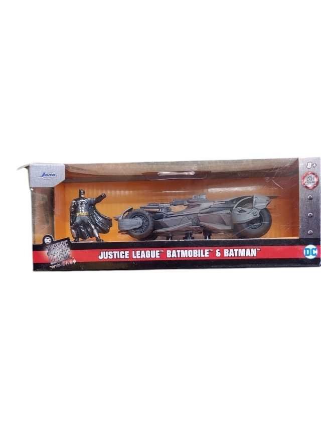 Jada batman justice league Batmobile and Batman 1:32