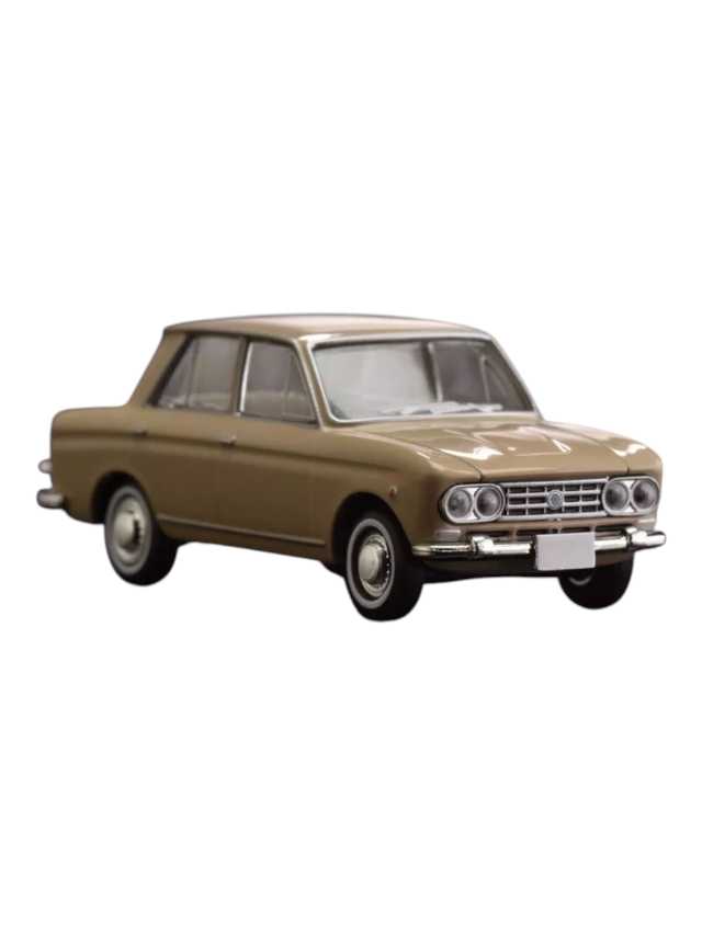 Tomica Limited Vintage Datsun Bluebird 1200 Deluxe Beige 1963 LV-65d premium 1/64