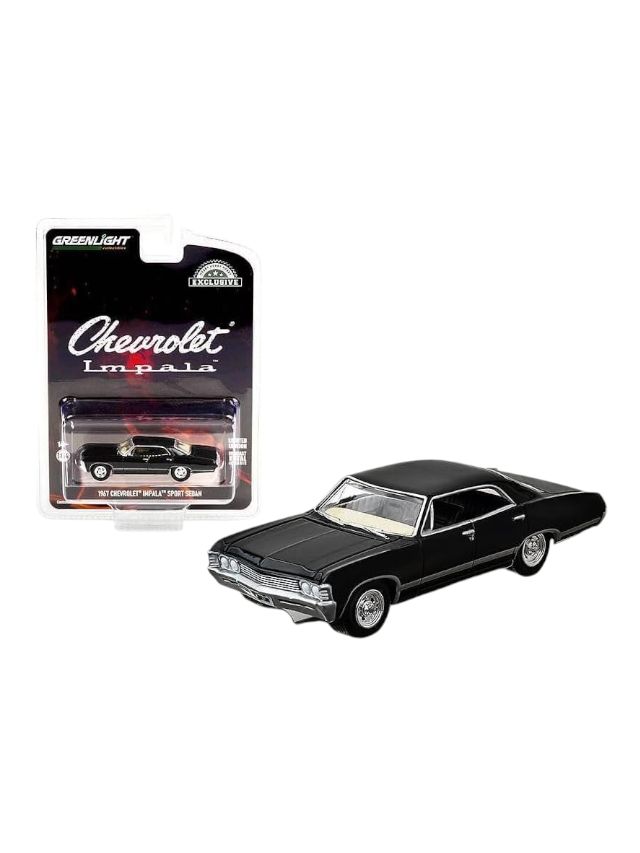 Greenlight 1967 Chevrolet Impala Sport Sedan